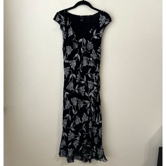 The Limited Dresses & Skirts - Vintage The Limited Dress Womens Size 6 100% Silk Y2K Floral Vneck Midi Navy